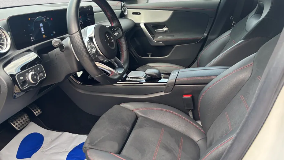 MERCEDES-BENZ CLA CLA 200 AMG Line 7G-DCT