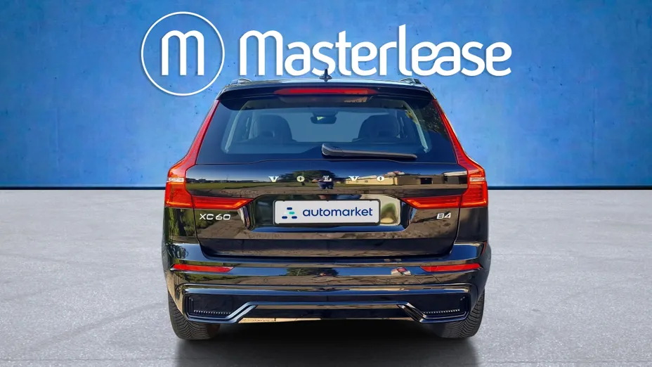 VOLVO XC60 XC60 B4 D Plus Dark aut