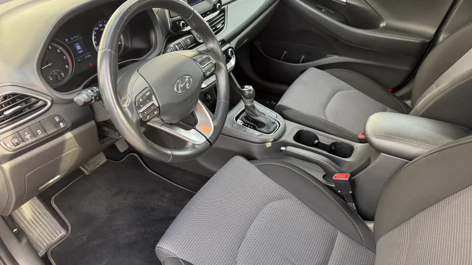 HYUNDAI i30 i30 1.0 T-GDI Classic + DCT