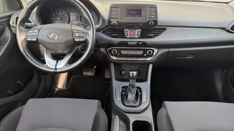HYUNDAI i30 i30 1.0 T-GDI Classic + DCT