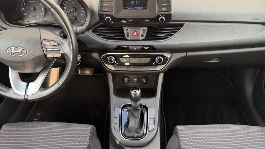 HYUNDAI i30 i30 1.0 T-GDI Classic + DCT
