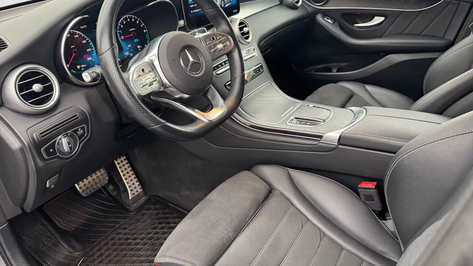 MERCEDES-BENZ GLC GLC 300 e 4-Matic