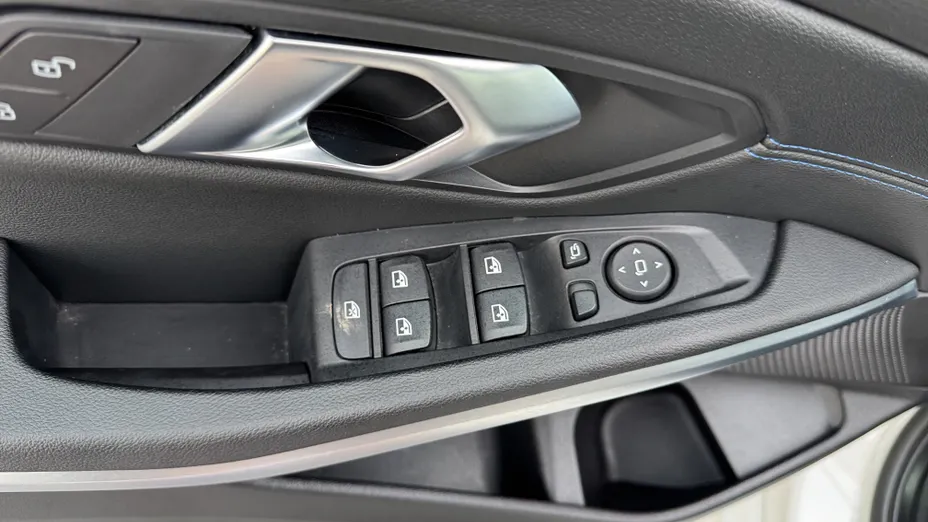 BMW Seria 3 318i M Sport aut