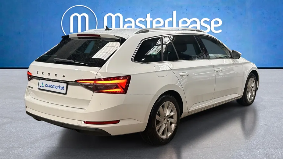 SKODA Superb Superb 2.0 TDI SCR Ambition