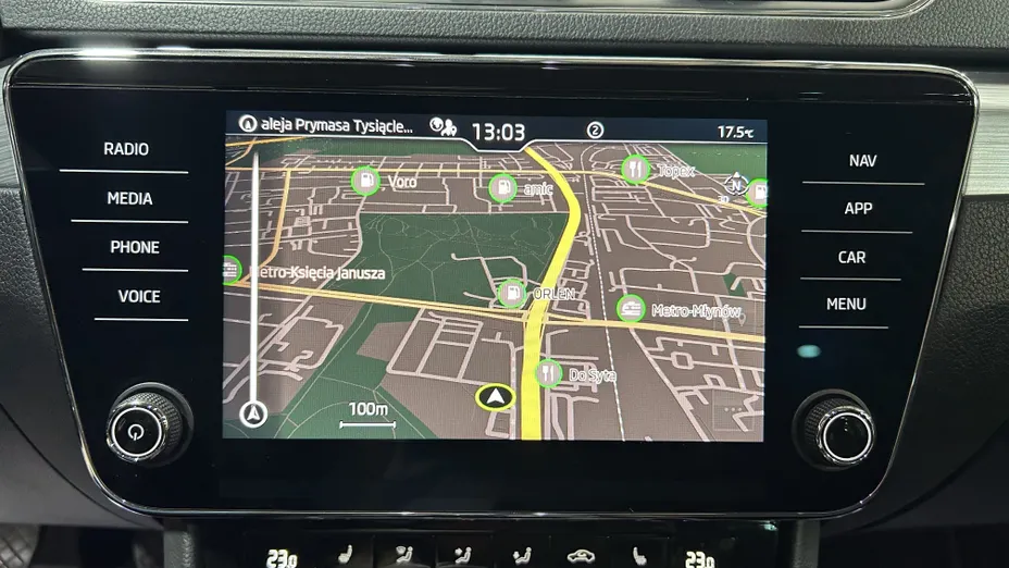 SKODA Superb Superb 2.0 TDI SCR Ambition