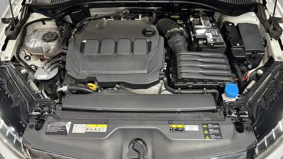 SKODA Superb Superb 2.0 TDI SCR Ambition