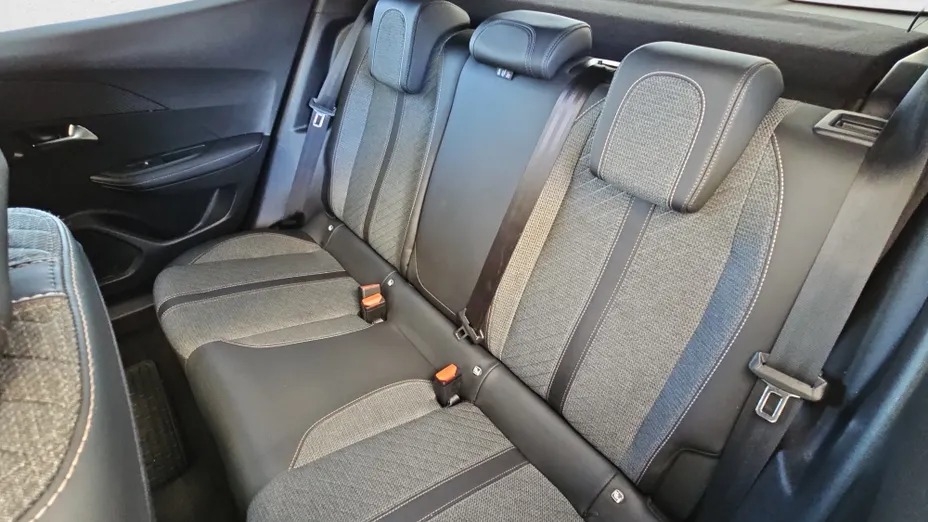 PEUGEOT 2008 2008 PureTech 130 Allure S&S EAT8