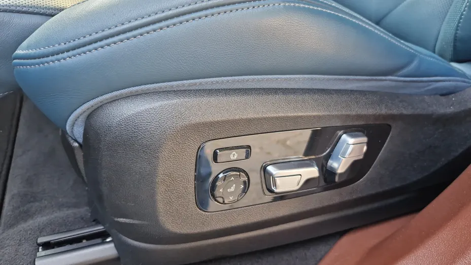 BMW XM XM PHEV sport-aut