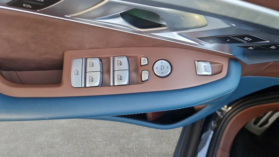 BMW XM XM PHEV sport-aut