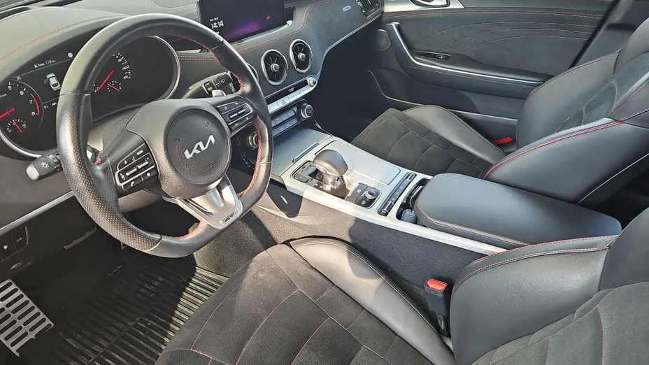 KIA Stinger Stinger 3.3 T-GDI V6 GT Prestige Line AWD