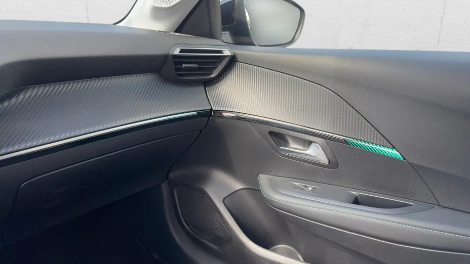 PEUGEOT 208 208 1.2 PureTech Allure S&S EAT8