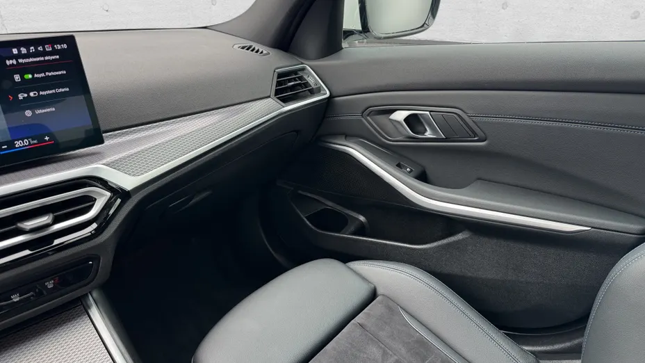 BMW Seria 3 318i M Sport aut