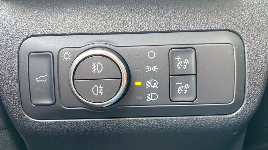 FORD Kuga Kuga 2.5 FHEV FWD Graphite Tech Edition e-CVT