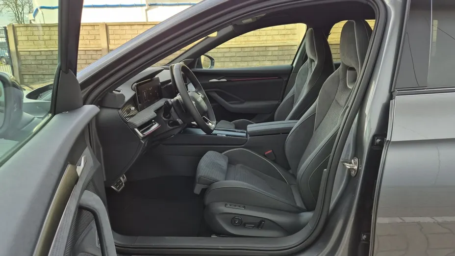 SKODA Superb Superb 2.0 TSI Sportline DSG Nowy