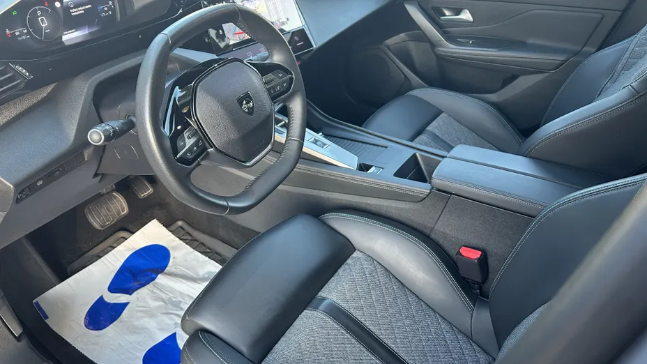PEUGEOT 408 408 1.2 PureTech Allure S&S EAT8