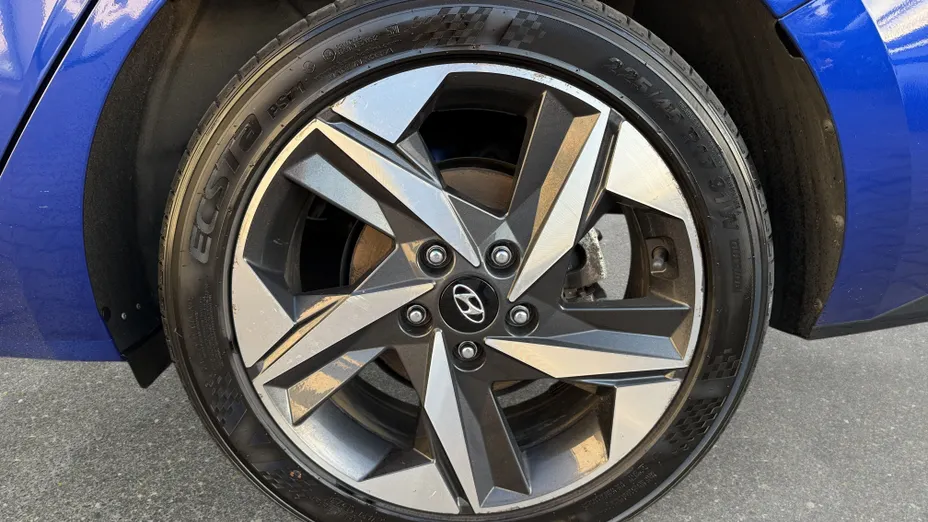 HYUNDAI Elantra Elantra 1.6 Smart CVT