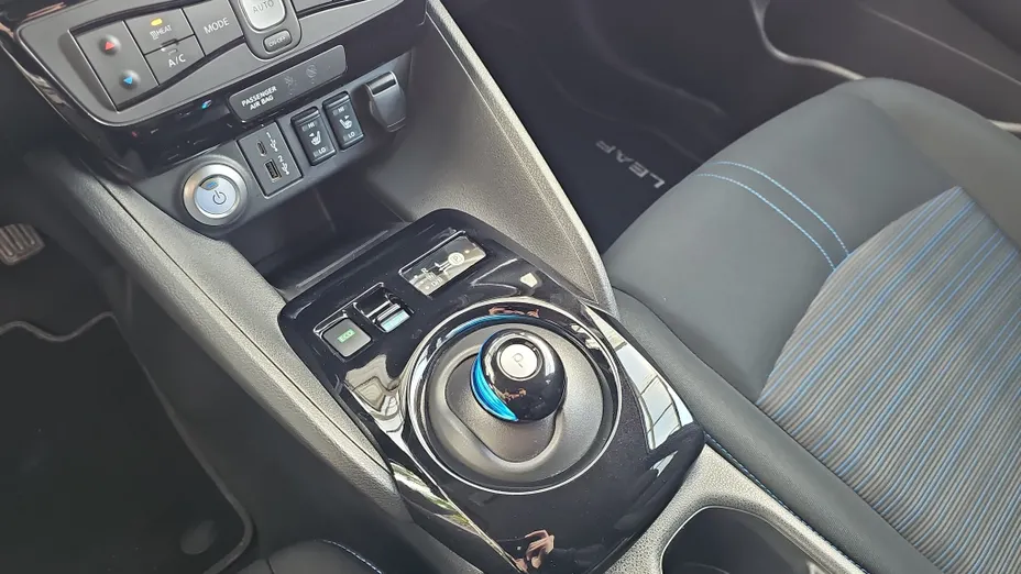 NISSAN Leaf Leaf 40kWh N-Connecta