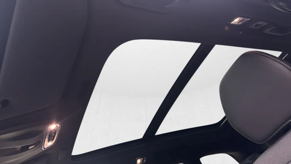 VOLVO XC60 XC60 T8 AWD Plug-In Hybrid R-Design aut