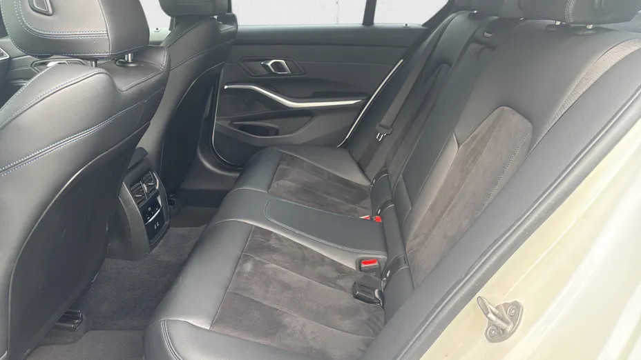 BMW Seria 3 318d mHEV M Sport aut