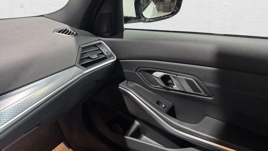 BMW Seria 3 318d mHEV M Sport aut