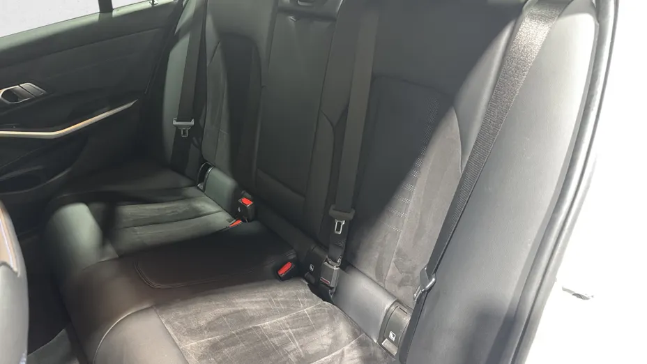 BMW Seria 3 318d mHEV M Sport aut
