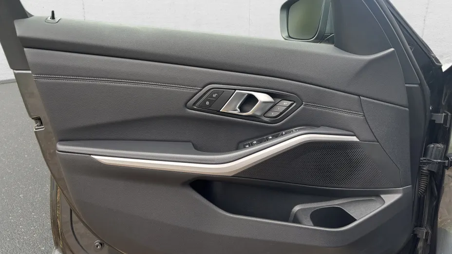 BMW Seria 3 320d xDrive mHEV Advantage aut