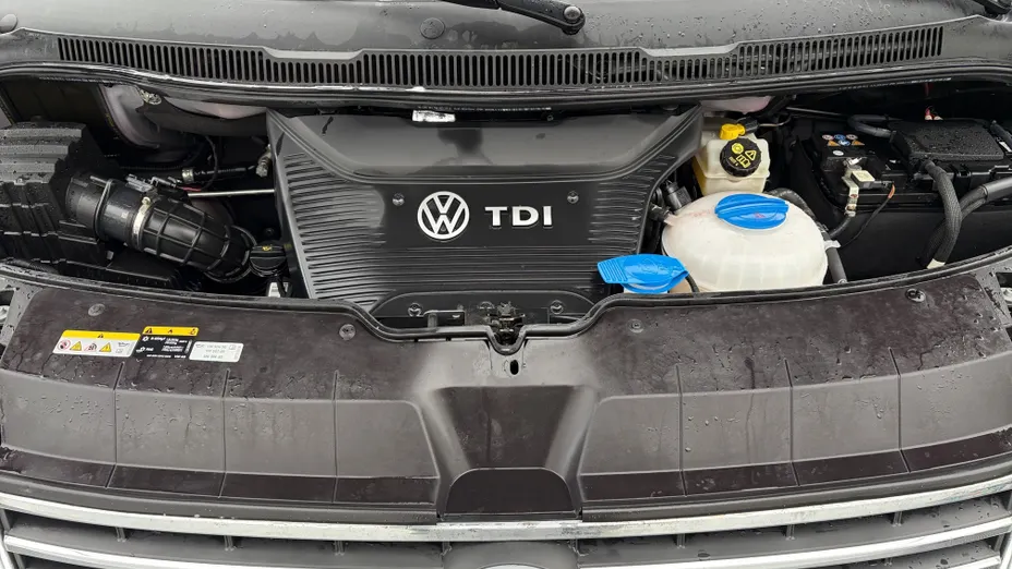 VOLKSWAGEN Multivan Multivan 6.1 2.0 TDI L1 Highline DSG