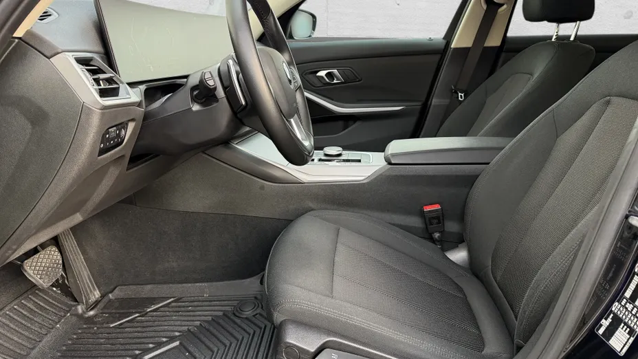 BMW Seria 3 318i aut