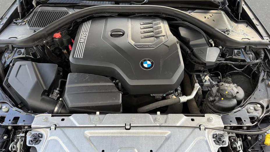BMW Seria 3 318i aut