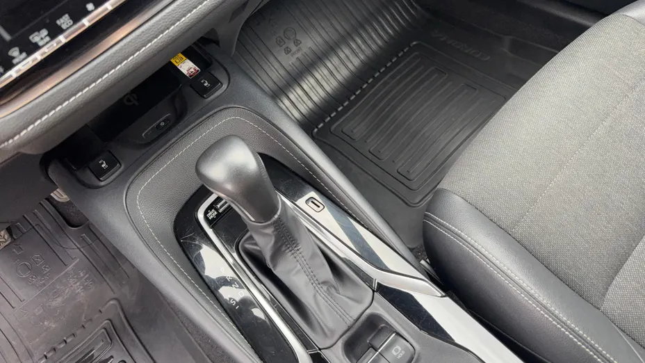 TOYOTA Corolla Corolla 2.0 Hybrid Style
