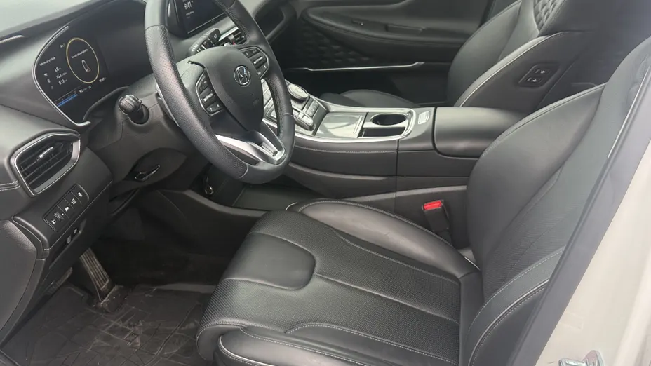 HYUNDAI Santa Fe Santa Fe 1.6 T-GDI HEV Platinum 4WD aut