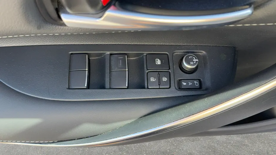TOYOTA Corolla Corolla 2.0 Hybrid Style