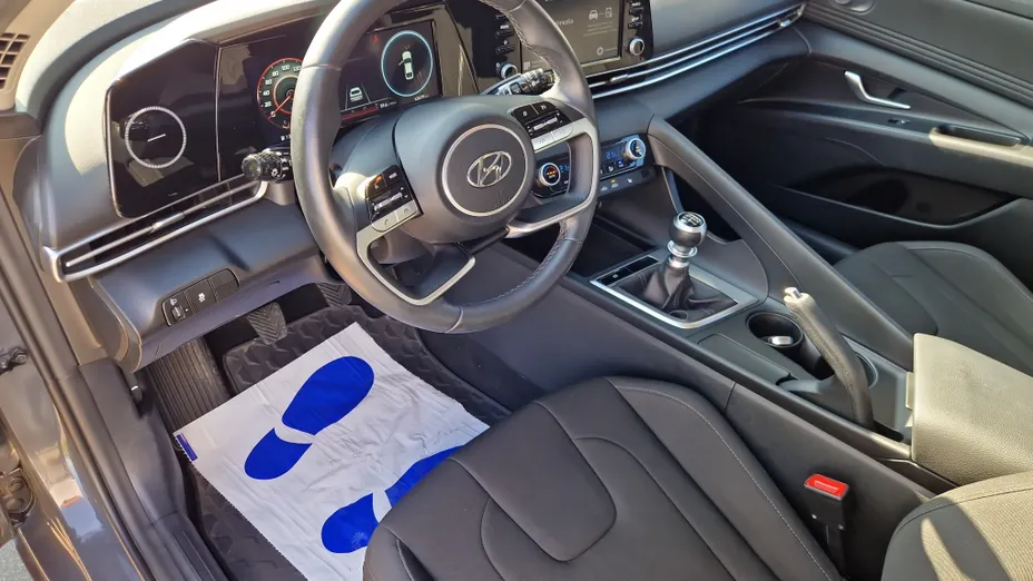 HYUNDAI Elantra Elantra 1.6 Smart