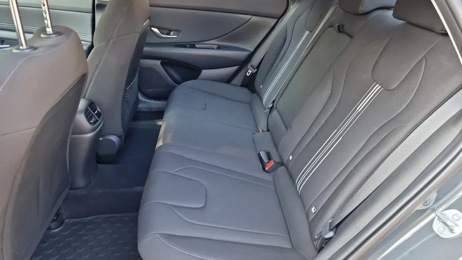 HYUNDAI Elantra Elantra 1.6 Smart
