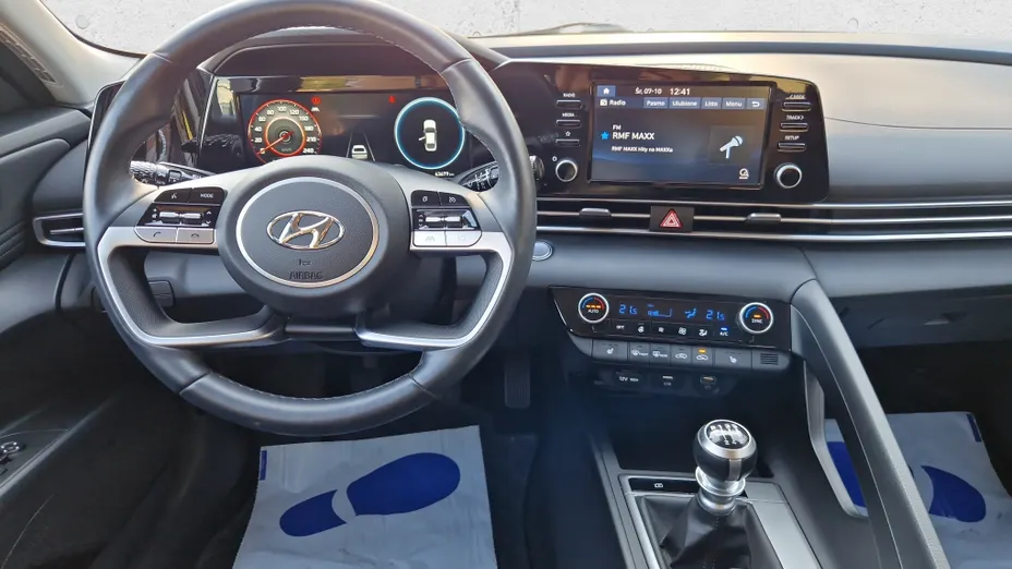 HYUNDAI Elantra Elantra 1.6 Smart