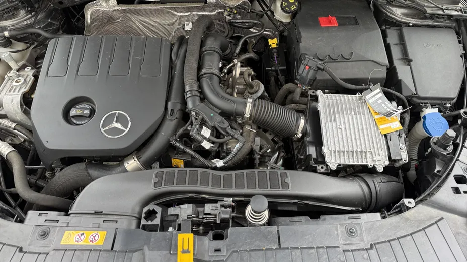 MERCEDES-BENZ GLA GLA 200 mHEV AMG Line 7G-DCT