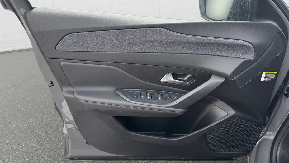 PEUGEOT 408 408 1.2 PureTech Allure S&S EAT8