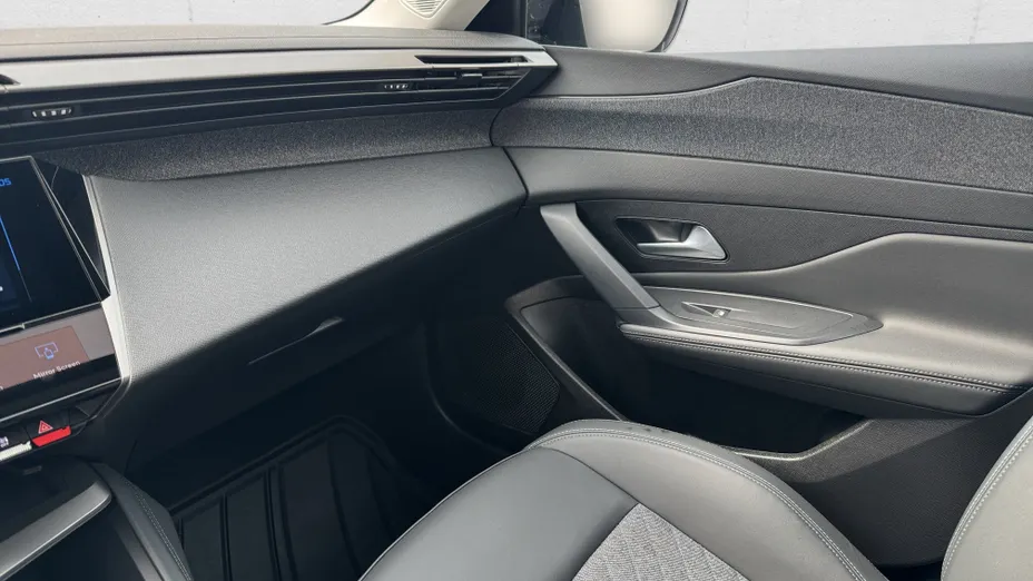 PEUGEOT 408 408 1.2 PureTech Allure S&S EAT8