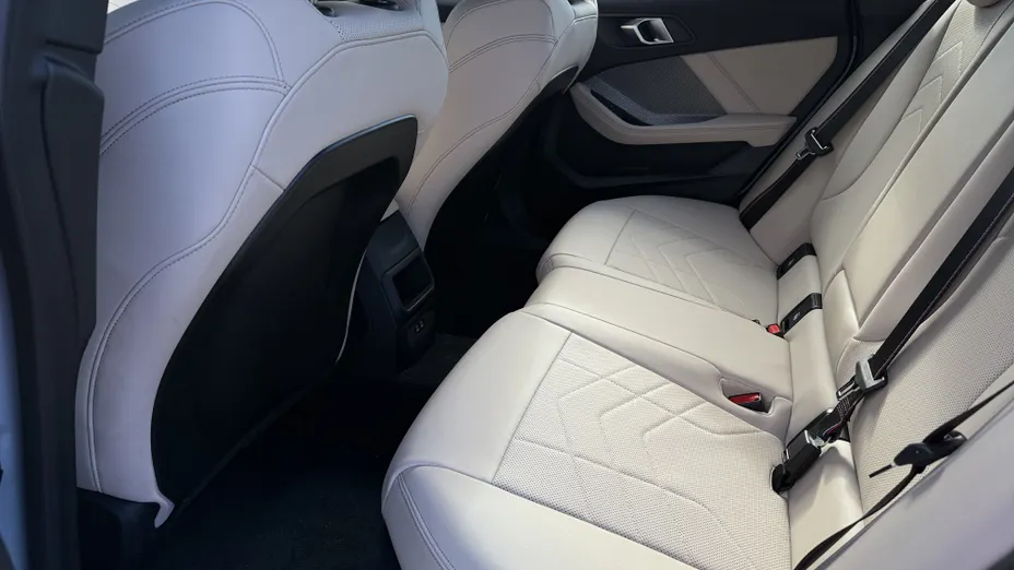 BMW Seria 2 218d