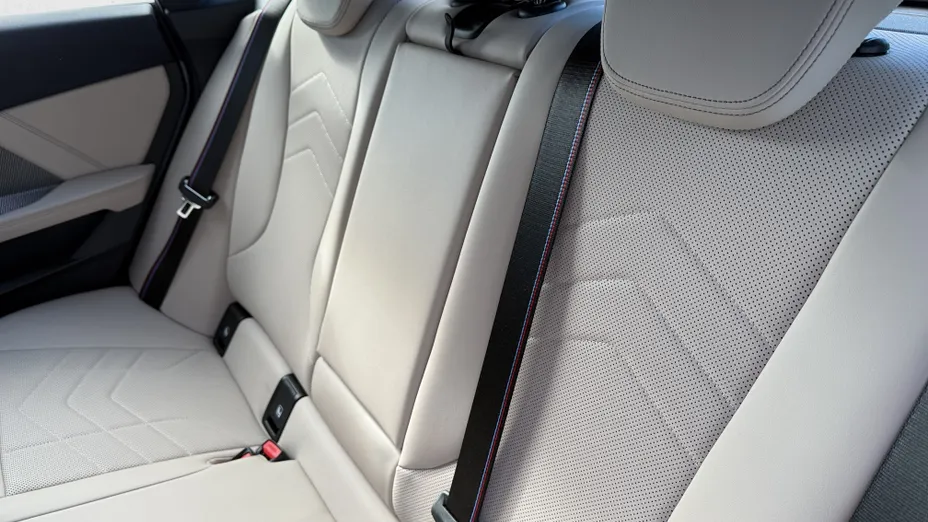 BMW Seria 2 218d
