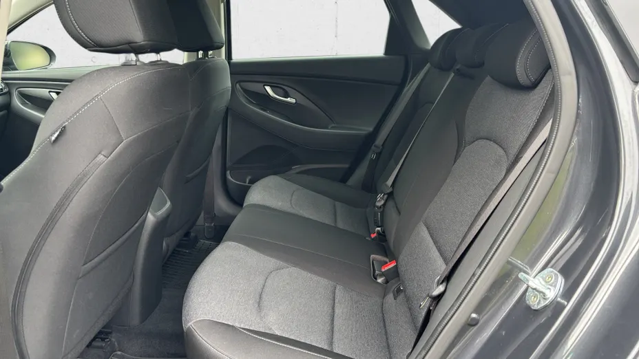 HYUNDAI i30 i30 1.0 T-GDI Smart