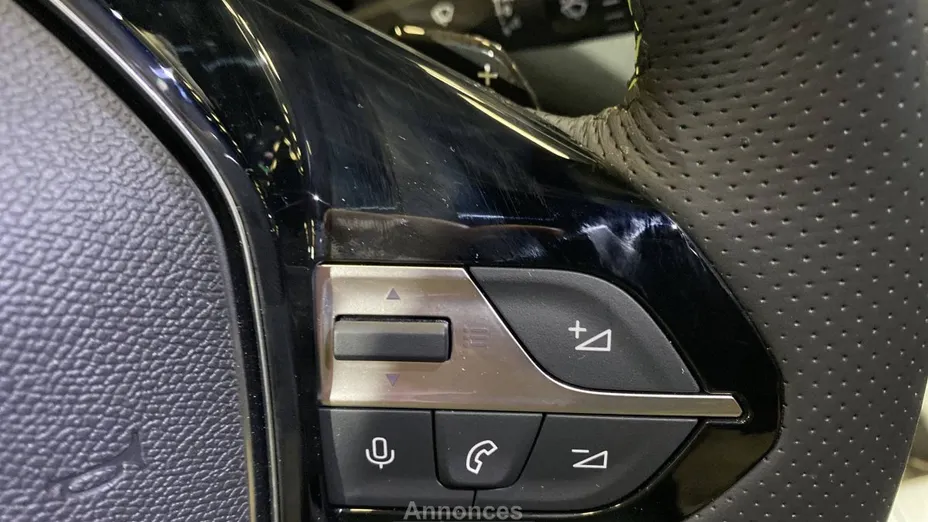 PEUGEOT 308 -