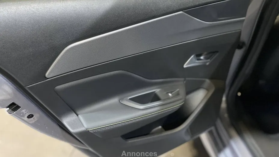 PEUGEOT 308 -