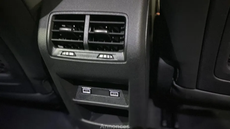 PEUGEOT 308 -