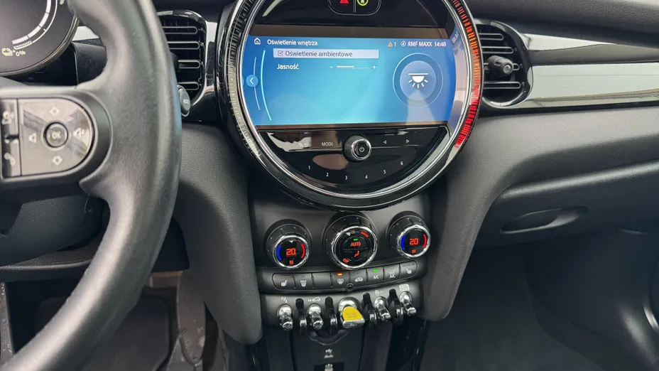 MINI [BMW] Mini Cooper SE Classic Trim