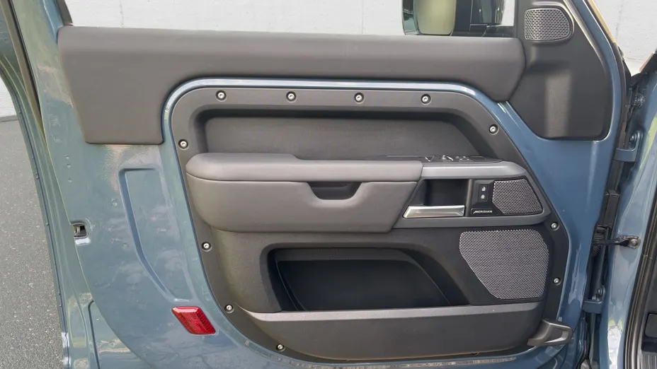 LAND ROVER Defender Defender 90 3.0 D250 mHEV X-Dynamic SE