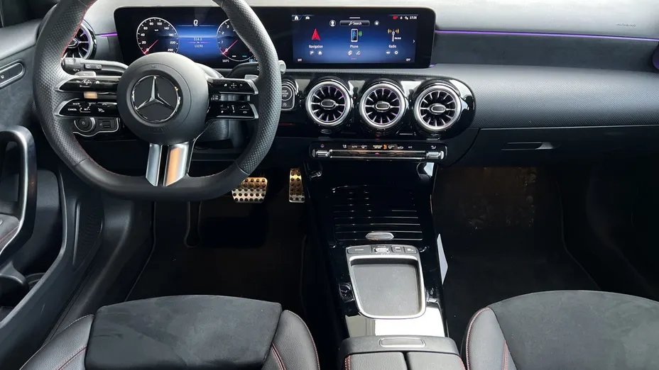 MERCEDES-BENZ A Klasa A 200 AMG Line 7G-DCT