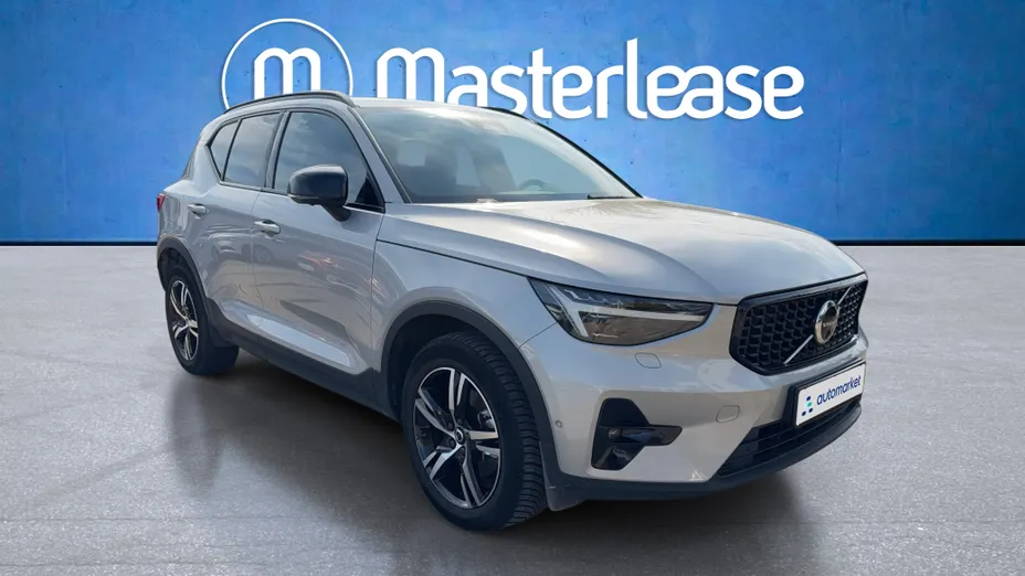 VOLVO XC40 XC40 B3 Plus Dark aut