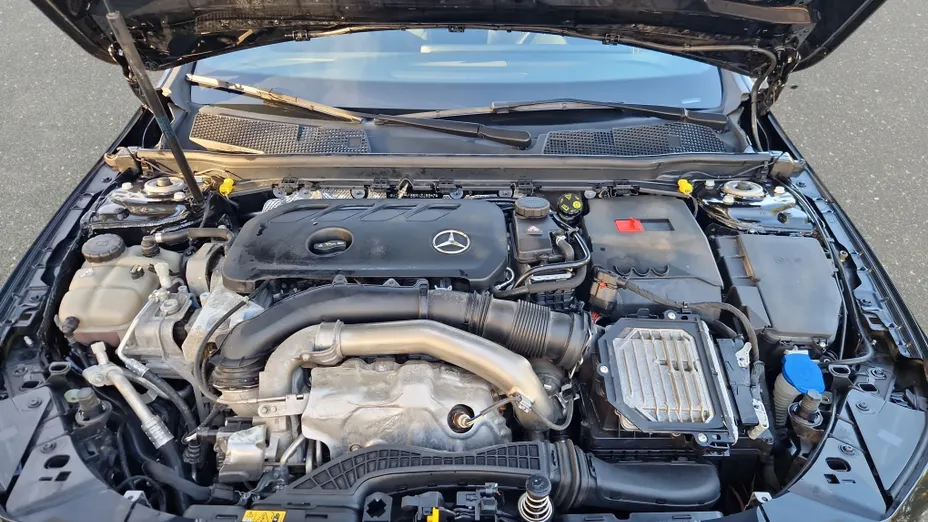 MERCEDES-BENZ A Klasa A 220 4-Matic Progressive 8G-DCT