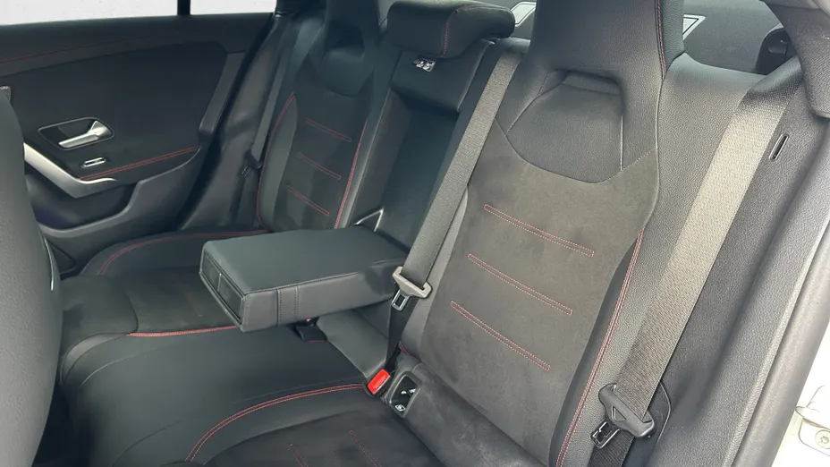 MERCEDES-BENZ CLA CLA 200 mHEV AMG Line 7G-DCT